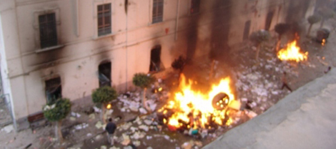 « Ansar al Chariâa » en Libye incendient le consulat de Tunisie à Benghazi