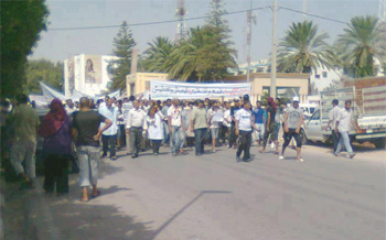 Tunisie – Une manifestation anti-gouvernementale à Sidi Bouzid, tourne à l'affrontement (vidéo)