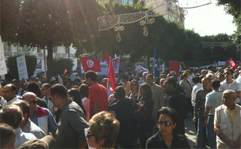 Tunisie - Plusieurs milliers de personnes manifestent contre la violence à la veille du 23 octobre (vidéo)