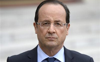 Quelques heures avant de venir en Tunisie, Franois Hollande exprime sa solidarit 