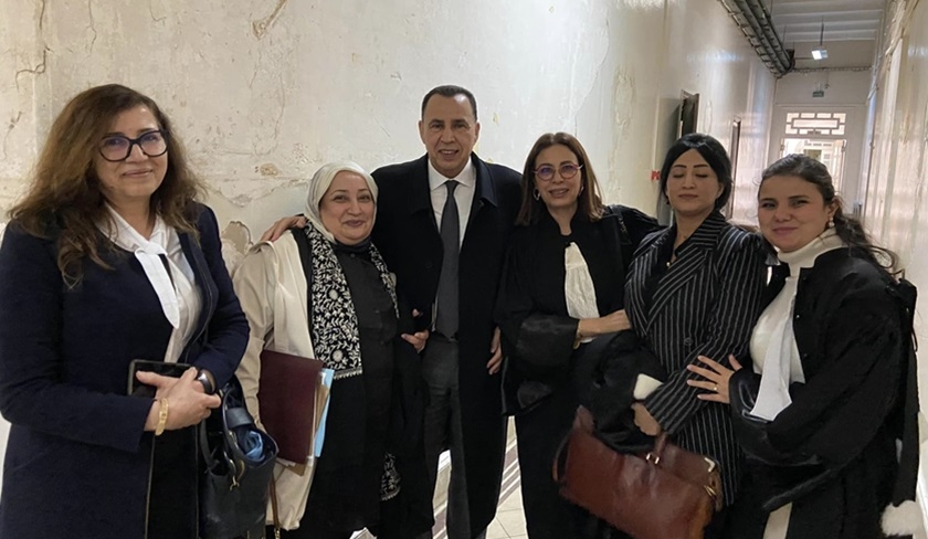 En photos - Les avocats mobiliss pour soutenir Abdelaziz Essid

