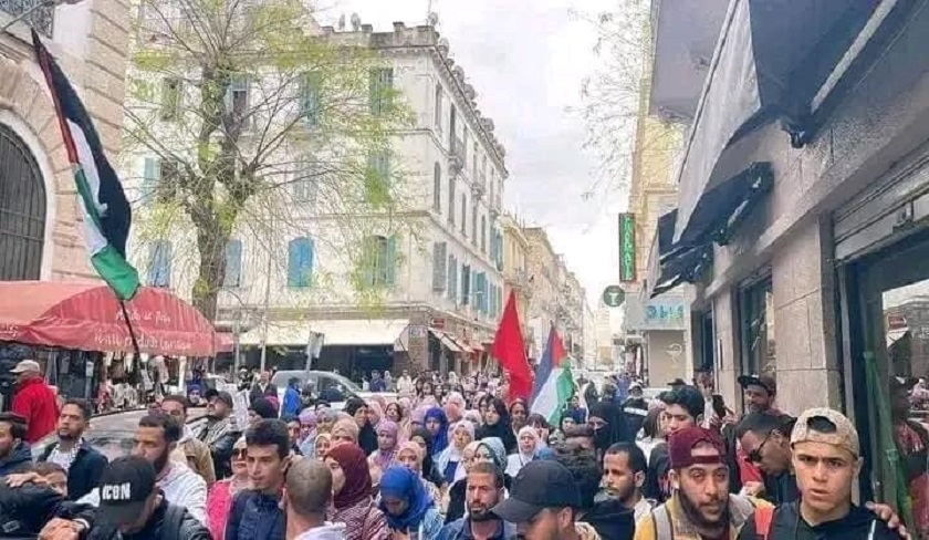 Les tudiants tunisiens manifestent pour une Palestine libre et indpendante