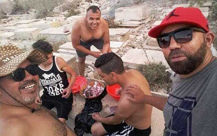 Barbecue avec les cannibales du cimetire juif de Sousse