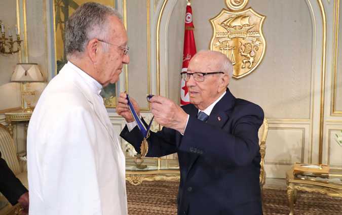 Bji Cad Essebsi dcore Yadh Ben Achour