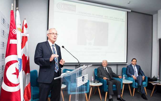 Premire promotion de Sciences Po Tunis parraine par le directeur gnral de lENAP CANADA et lUMA

 