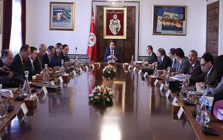 Youssef Chahed remercie les ministres sortants