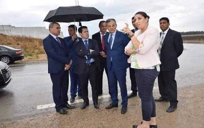 Photo du jour : Le parapluie du ministre