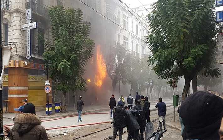 Un important incendie au centre-ville de Tunis