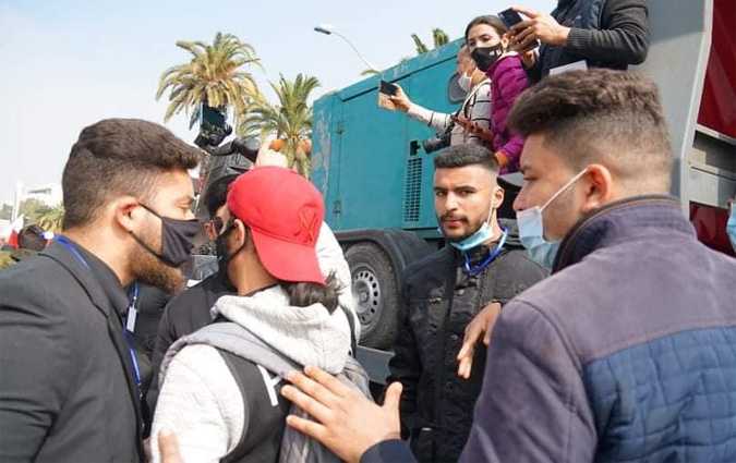 Photos des milices dEnnahdha qui ont agress des journalistes