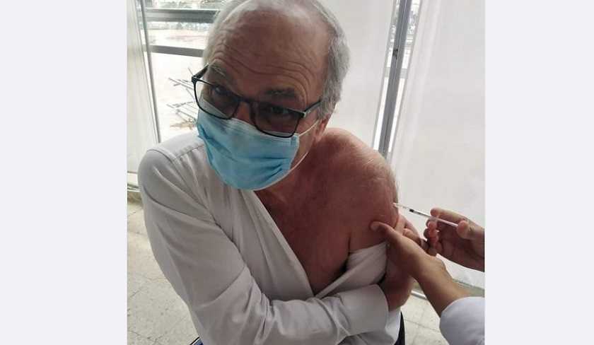Campagne de vaccination : Hechmi Louzir donne lexemple

