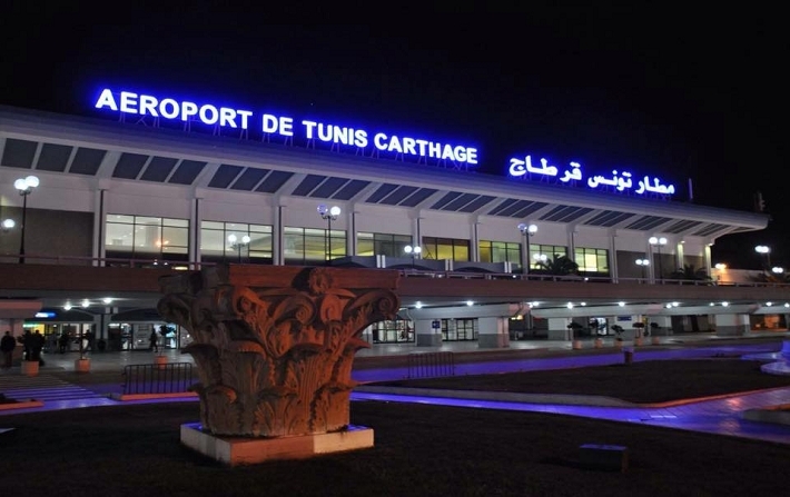 Des voyageurs agressent deux scuritaires  laroport Tunis Carthage

