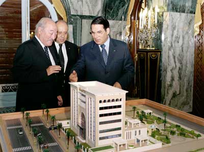 Tunisie - Le chef de lâEUR(TM)Etat reçoit Mohamed Belaajouza
