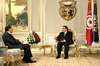 Le Président Ben Ali reçoit M. Hédi Djilani