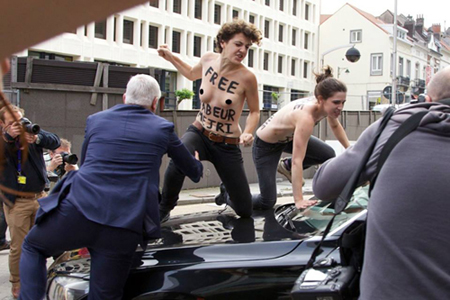 Bruxelles- Larayedh : Si la justice tunisienne ne relaxe pas les Femen, nous devrions les librer par grce prsidentielle