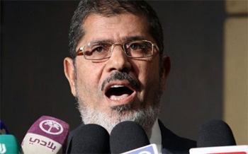 Morsi refuse l'ultimatum des forces armées, Ennahdha le soutient