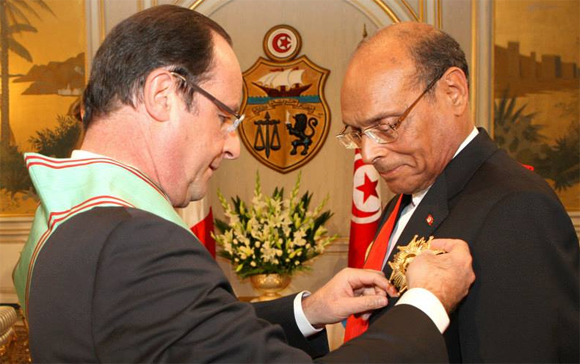 Hollande sur les traces de Sarkozy et Chirac : la transition en Tunisie est maîtrisée