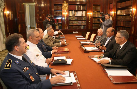 Moncef Marzouki réunit le Conseil supérieur des armées (vidéo)