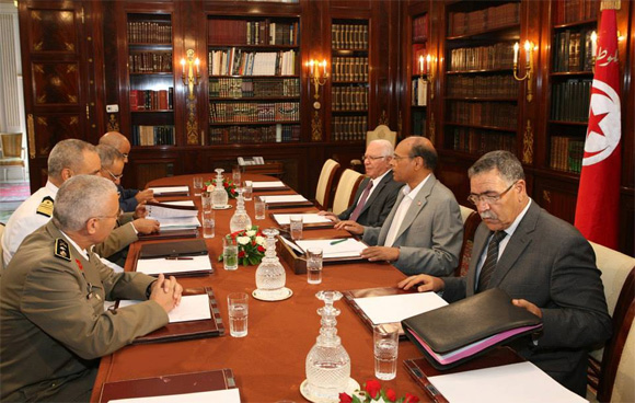 Tunisie - Moncef Marzouki préside un Conseil des forces armées