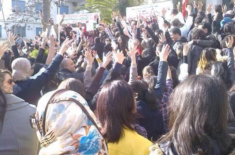 Tunisie – Sfax : Les médecins font leur Révolution blanche (vidéo)