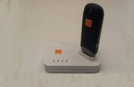 Orange lance le routeur 3G/Wifi AF23 permettant la connexion avec 32 équipements simultanés