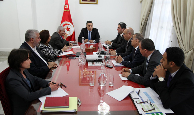 Tunisie - Mehdi Jomâa s'entretient avec Wided Bouchamaoui, Houcine Abassi et Abdelmajid Zar