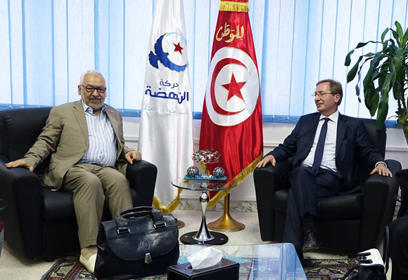 Rached Ghannouchi s'entretient avec l'ambassadeur britannique à Tunis