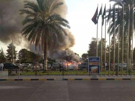 Suspension des vols vers l'aéroport de Tripoli, suite à des affrontements entre milices