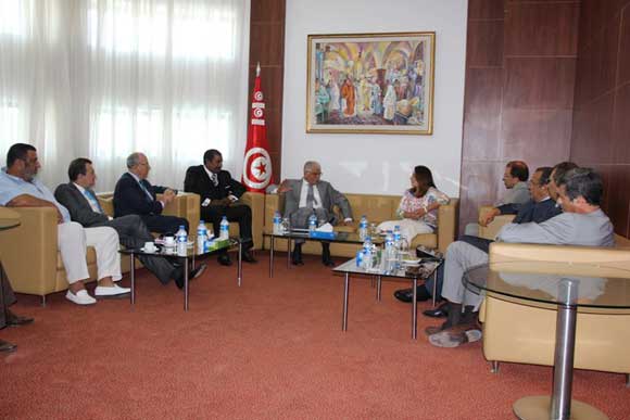 Tunisie –Wided Bouchamaoui reçoit Kamel Morjane et Mohamed Ayachi Ajroudi
