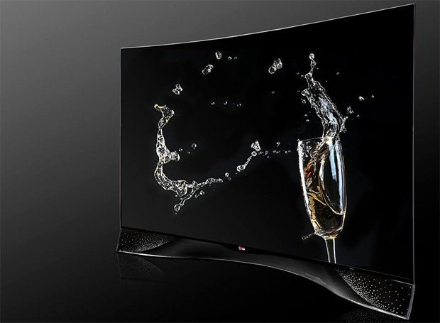 IFA de Berlin : LG présente le téléviseur OLED à écran incurvé, créé avec Swarovski