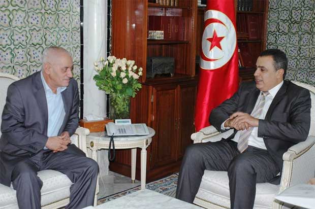 Tunisie - Mehdi Jomaâ reçoit Houcine Abassi