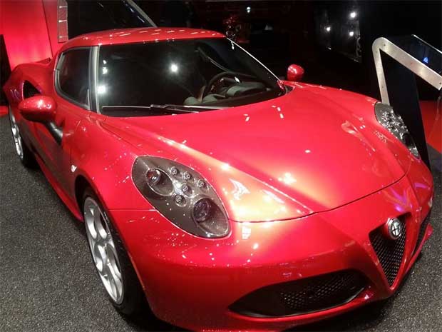 Mondial de Paris : Alfa Romeo dévoile la Giulietta Sprint, les nouvelles versions MiTo et le 4C Spider