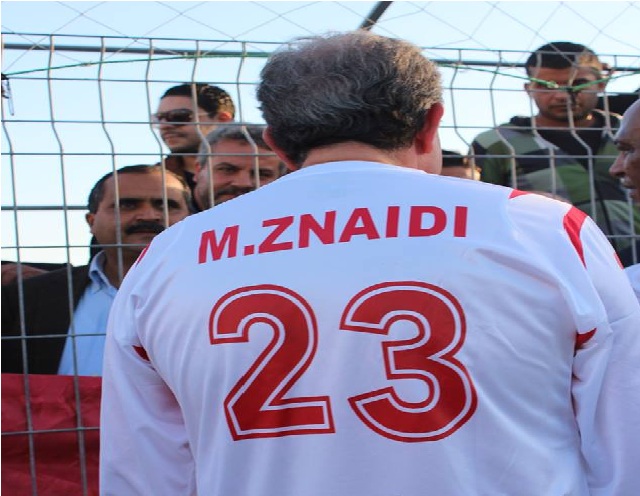 Mondher Zenaïdi clôture sa campagne électorale avec un match de football