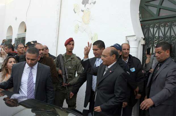 Tunisie - Lors de son passage aux urnes, Moncef Marzouki dégagé à Sousse (vidéos)