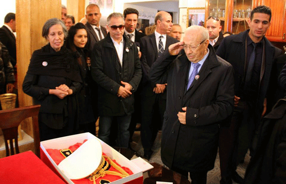 Béji Caïd Essebsi reçu chaleureusement au Kef (vidéo)