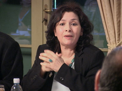 Avec des camions, Sihem Ben Sedrine tente de prendre possession des archives présidentielles