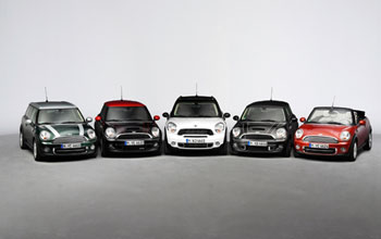 MINI au Mondial de lâEUR(TM)Automobile 2010 à Paris, de lâEUR(TM)innovation et de lâEUR(TM)originalité
