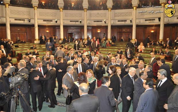 Vote de confiance - Quand les députés font leur cirque