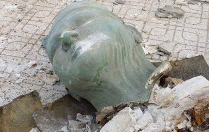 Tunisie - L'UGTT condamne les actes de vandalisme de la statue de Tahar Haddad à El Hamma