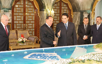 Tunisie - Ben Ali prend connaissance du projet touristique de Cap Blanc à Bizerte