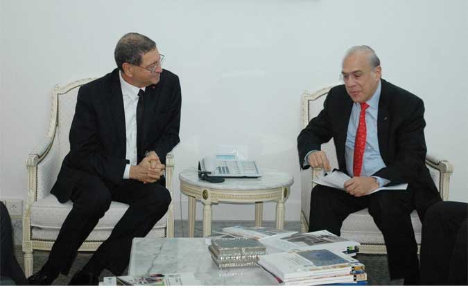 Tunisie - Habib Essid reçoit le secrétaire général de l'OCDE Angel Gurría
