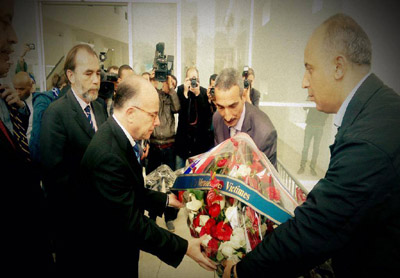 Bernard Cazeneuve : Continuez de visiter la Tunisie pour résister au terrorisme !