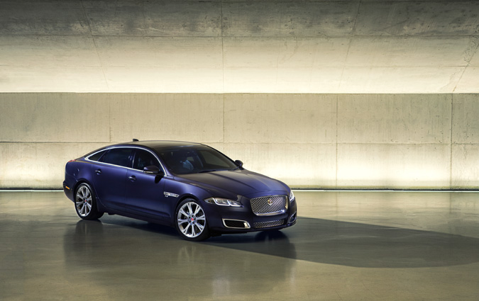 Jaguar offre un petit lifting à sa XJ