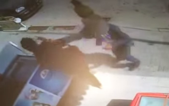 Vidéo : Une femme agressée parce qu'elle ne ferait pas le jeûne