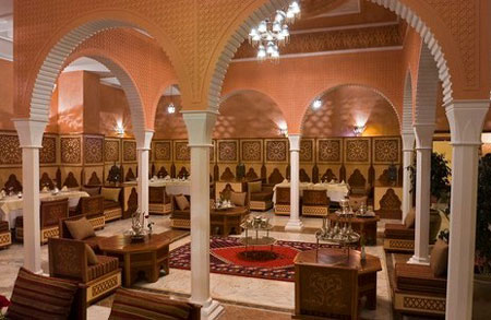 Tunisie - L'ambassadeur du Maroc « décerne » trois étoiles au restaurant El Mansour de Yasmine Hammamet