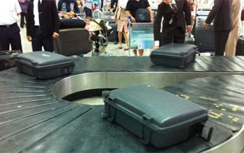 L'OACA dment le vol de la valise d'un enquteur anglais
