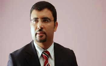 Biographie de Khaled Chouket, ministre chargé des Relations avec le Parlement et porte-parole du gouvernement