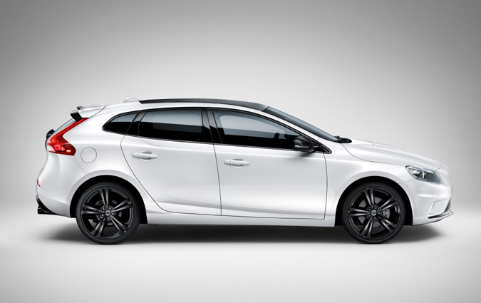 Srie limite Volvo V40 Carbon Edition
