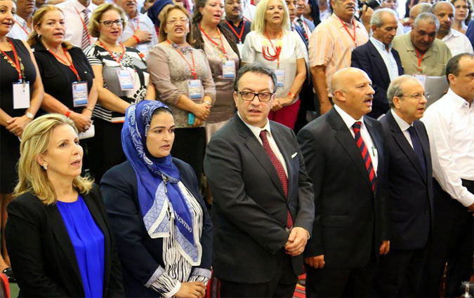 A Djerba, Hafedh Caïd Essebsi tance les