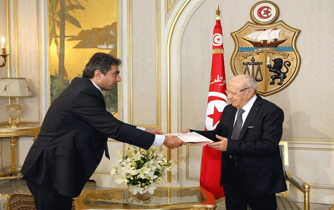 Bji Cad Essebsi invit  une visite officielle au Kowet