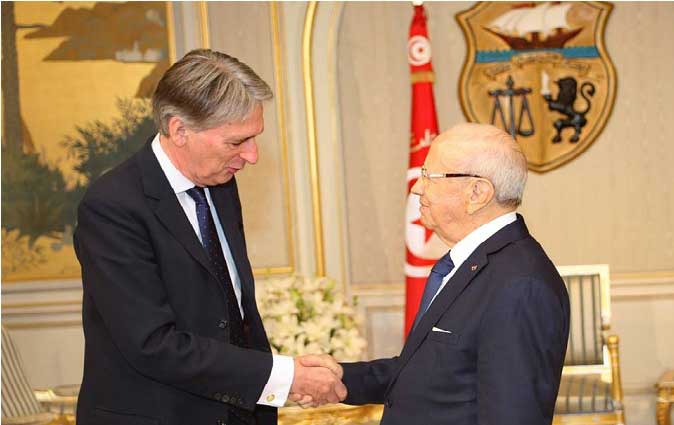 Le président de la République reçoit Philip Hammond